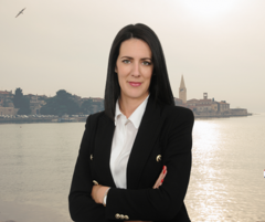 Elena Mikolić