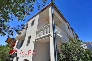 Haus - Verkauf - ŠIBENSKO-KNINSKA - VODICE - VODICE