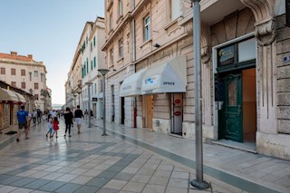 Business premises - Sale - SPLITSKO-DALMATINSKA - SPLIT - GRAD