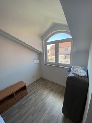 Haus - Verkauf - ŠIBENSKO-KNINSKA - VODICE - VODICE