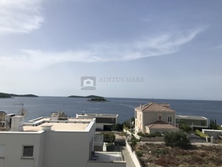 Haus - Verkauf - ŠIBENSKO-KNINSKA - ROGOZNICA - LOŽNICE