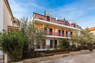 Haus - Verkauf - ŠIBENSKO-KNINSKA - VODICE - VODICE