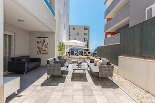 Wohnung - Verkauf - SPLITSKO-DALMATINSKA - MAKARSKA - MAKARSKA