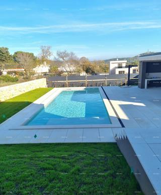 Haus - Verkauf - ISTARSKA - ROVINJ - ROVINJ