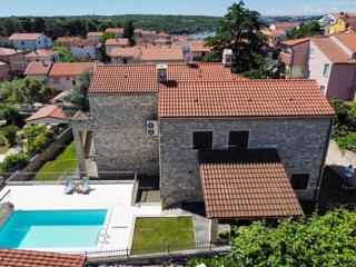 Haus - Verkauf - ISTARSKA - PULA - PULA