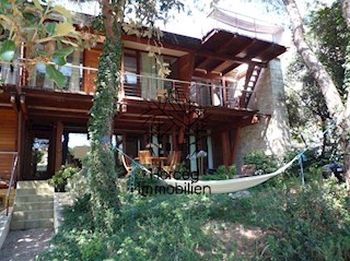 Haus - Verkauf - ISTARSKA - ROVINJ - ROVINJ