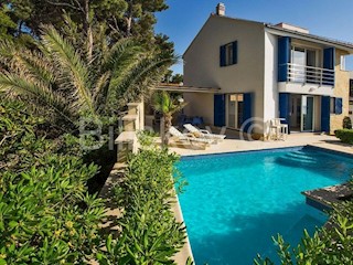 Haus - Verkauf - SPLITSKO-DALMATINSKA - BRAČ - SUPETAR