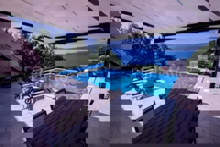 Haus - Verkauf - PRIMORSKO-GORANSKA - CRIKVENICA - CRIKVENICA