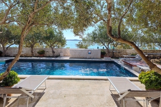 Haus - Verkauf - SPLITSKO-DALMATINSKA - TROGIR - TROGIR