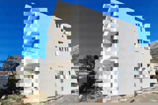 Wohnung - Verkauf - SPLITSKO-DALMATINSKA - KAŠTELA - KAŠTELA