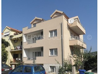 Haus - Verkauf - ŠIBENSKO-KNINSKA - ŠIBENIK - ŠIBENIK