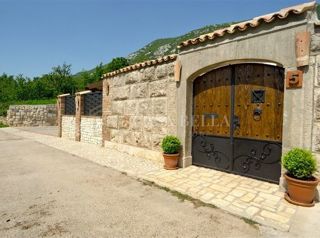 Kuća - Prodaja - PRIMORSKO-GORANSKA - CRIKVENICA - CRIKVENICA