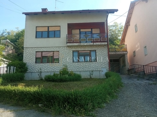 Haus - Verkauf - GRAD ZAGREB - ZAGREB - KUSTOŠIJA