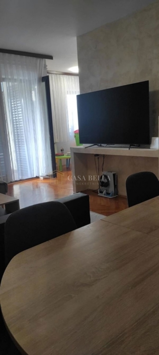 Wohnung - Verkauf - PRIMORSKO-GORANSKA - KRK - OMIŠALJ