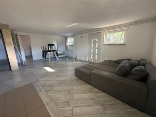 Kuća - Najam - PRIMORSKO-GORANSKA - KASTAV - KASTAV