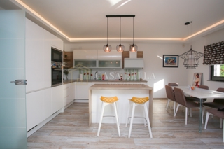 Flat - Rent - PRIMORSKO-GORANSKA - KOSTRENA - GLAVANI