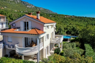 Haus - Verkauf - PRIMORSKO-GORANSKA - VINODOLSKA OPĆINA - GRIŽANE