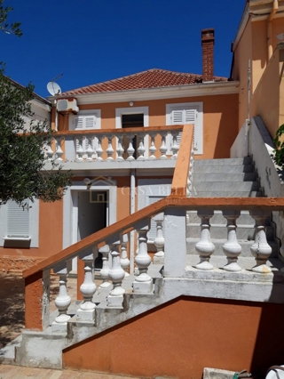 Haus - Verkauf - ZADARSKA - PRIVLAKA - PRIVLAKA