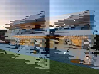 House - Rent - SPLITSKO-DALMATINSKA - KAŠTELA - KAŠTEL SUĆURAC