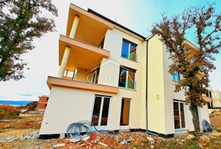 Wohnung - Verkauf - PRIMORSKO-GORANSKA - KRK - NJIVICE