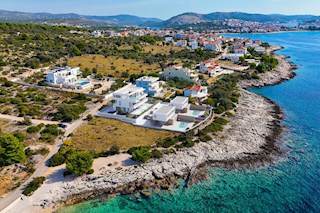 Zemljište - Prodaja - ŠIBENSKO-KNINSKA - ROGOZNICA - ROGOZNICA