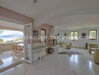 Haus - Verkauf - SPLITSKO-DALMATINSKA - BRAČ - BRAČ