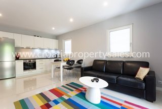 Flat - Sale - SPLITSKO-DALMATINSKA - BRAČ - BRAČ