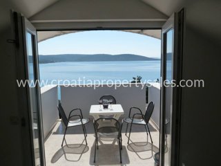 House - Sale - ŠIBENSKO-KNINSKA - ROGOZNICA - ROGOZNICA