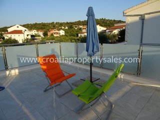House - Sale - ŠIBENSKO-KNINSKA - ROGOZNICA - ROGOZNICA