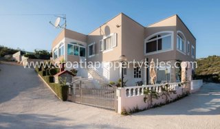 House - Sale - ŠIBENSKO-KNINSKA - ROGOZNICA - ROGOZNICA