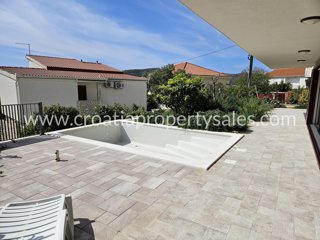 Stan - Prodaja - SPLITSKO-DALMATINSKA - TROGIR - TROGIR