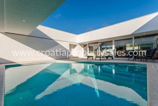 Haus - Verkauf - SPLITSKO-DALMATINSKA - BRAČ - BRAČ