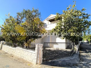 House - Sale - ŠIBENSKO-KNINSKA - ROGOZNICA - ROGOZNICA