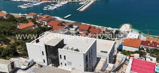 Wohnung - Verkauf - SPLITSKO-DALMATINSKA - TROGIR - TROGIR