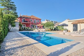Haus - Verkauf - SPLITSKO-DALMATINSKA - HVAR - HVAR