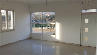 Business premises - Sale - SPLITSKO-DALMATINSKA - TROGIR - TROGIR