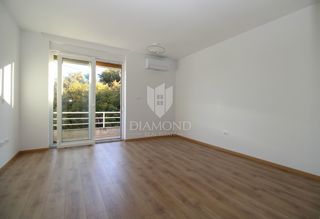 Flat - Sale - PRIMORSKO-GORANSKA - RIJEKA - VOJAK