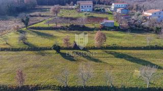 Zemljište - Prodaja - ISTARSKA - MOTOVUN - MOTOVUN