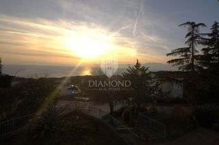 Wohnung - Verkauf - PRIMORSKO-GORANSKA - KOSTRENA - PAVEKI