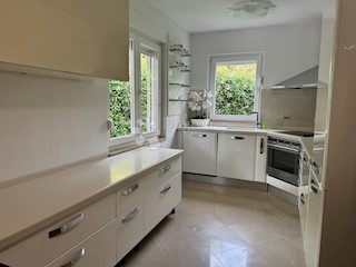 Flat - Rent - PRIMORSKO-GORANSKA - MATULJI - MATULJI