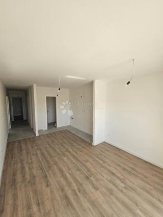 Wohnung - Verkauf - SPLITSKO-DALMATINSKA - KAŠTELA - KAŠTEL SUĆURAC