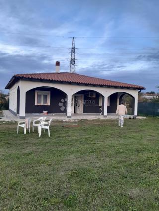 Haus - Verkauf - ISTARSKA - PULA - PULA