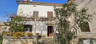 Haus - Verkauf - ISTARSKA - MARČANA - RAKALJ