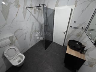 Flat - Sale - ŠIBENSKO-KNINSKA - ROGOZNICA - ROGOZNICA