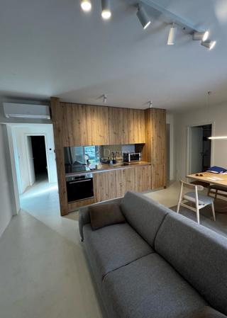 Stan - Najam - SPLITSKO-DALMATINSKA - SPLIT - BOL