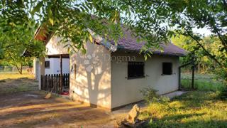Haus - Verkauf - OSJEČKO-BARANJSKA - VALPOVO - LADIMIREVCI