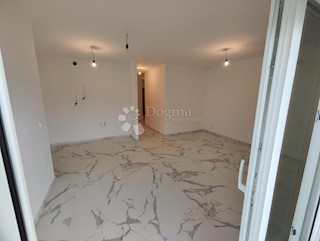 Wohnung - Verkauf - SPLITSKO-DALMATINSKA - TROGIR - TROGIR