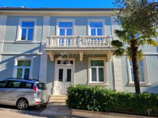 Haus - Verkauf - PRIMORSKO-GORANSKA - CRIKVENICA - CRIKVENICA