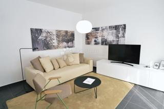 Wohnung - Verkauf - PRIMORSKO-GORANSKA - LOVRAN - LOVRAN