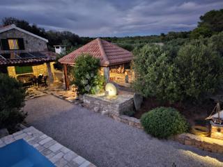 Kuća - Prodaja - SPLITSKO-DALMATINSKA - ŠOLTA - DONJE SELO